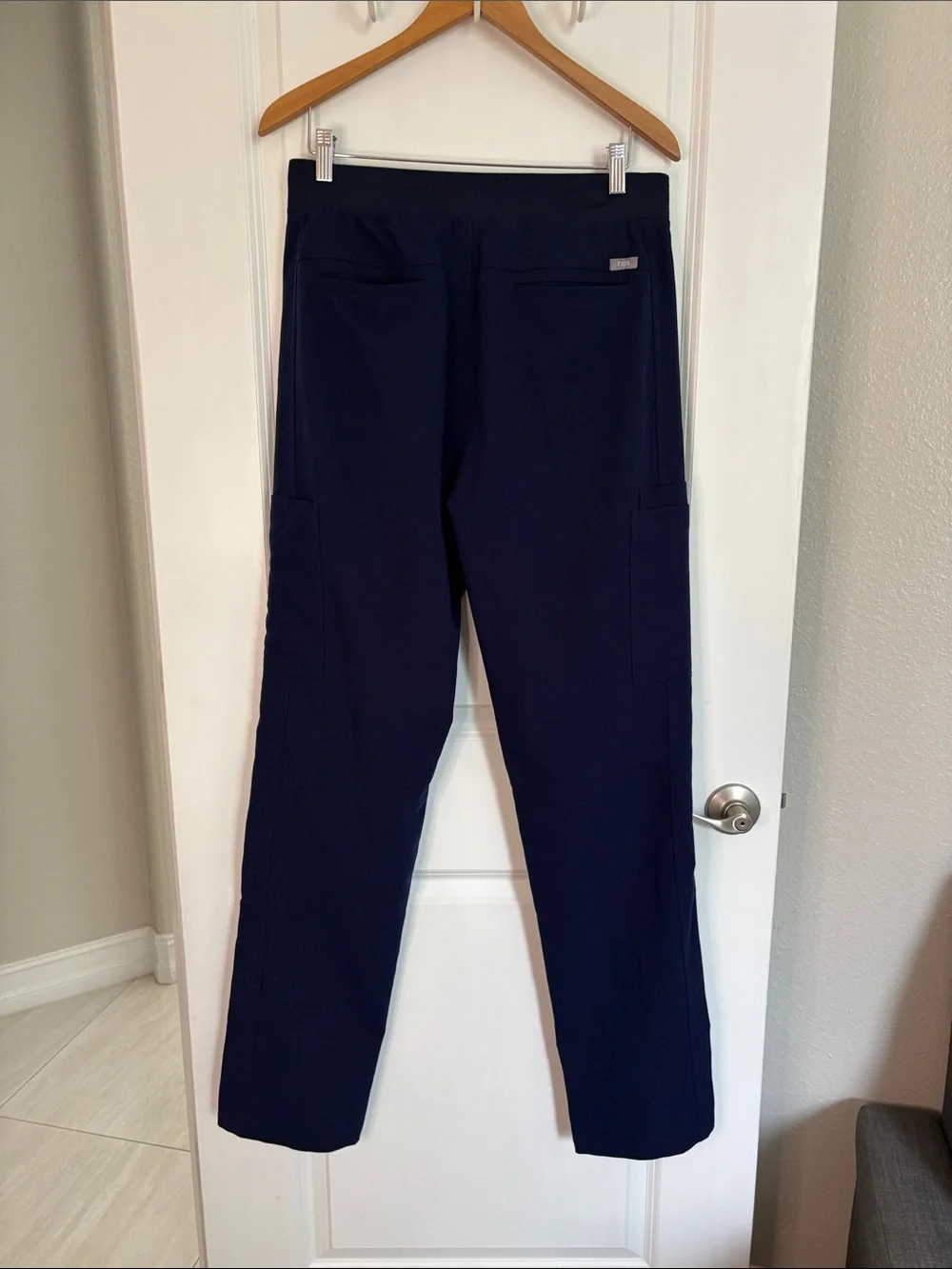 Figs Axim Straight Leg Scrub Pants Navy Blue T2001 Size L/T